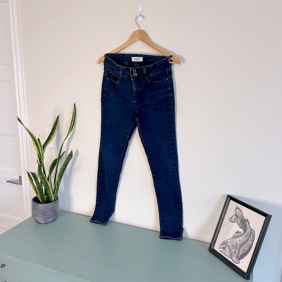 Angels Forever Young Skinny Jeans Size 6 - Double Button Closure, Dark Wash, EUC - Picture 3 of 10